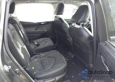 2022 Toyota Highlander Xle from USA, damaged, VIN 5TDGZRBH2NS244202